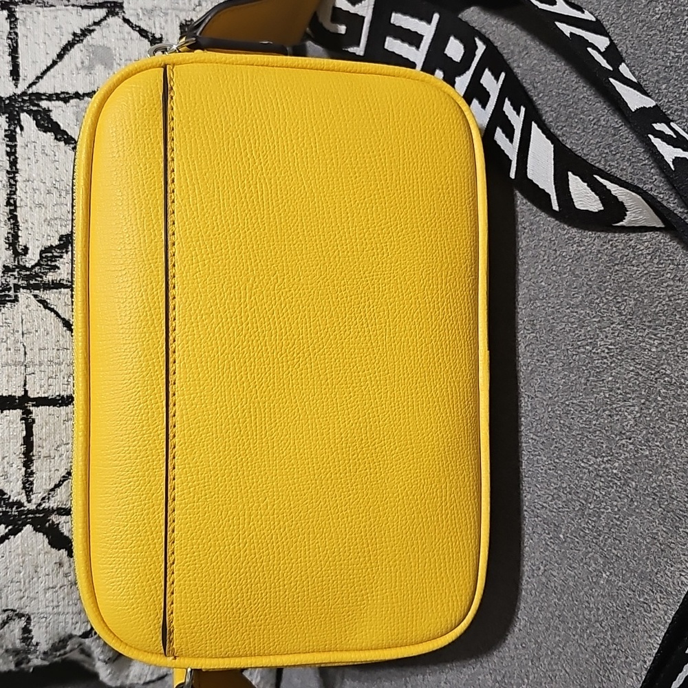 New Karl Lagerfeld Paris Maybelle Crossbody Camera Bag Faux Leather Purse - Picture 5 of 11